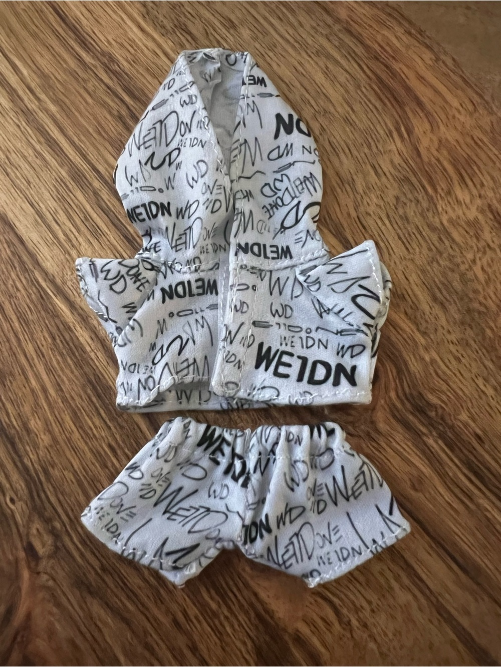 Labubu Gray White Script Hooded Crop Top & Shorts Set for Labubu dolls